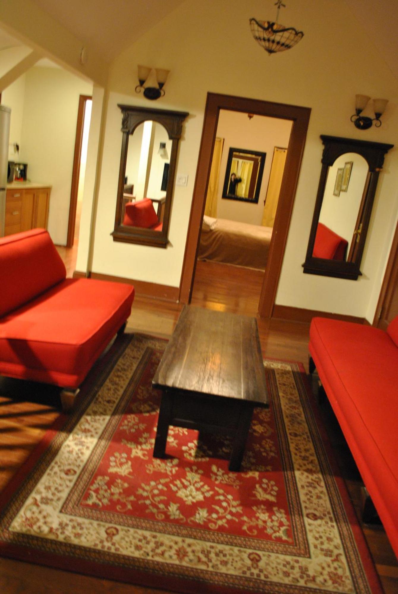 Ewr Airport Multilevel Guest House Room With 2-3 Beds Ньюарк Экстерьер фото