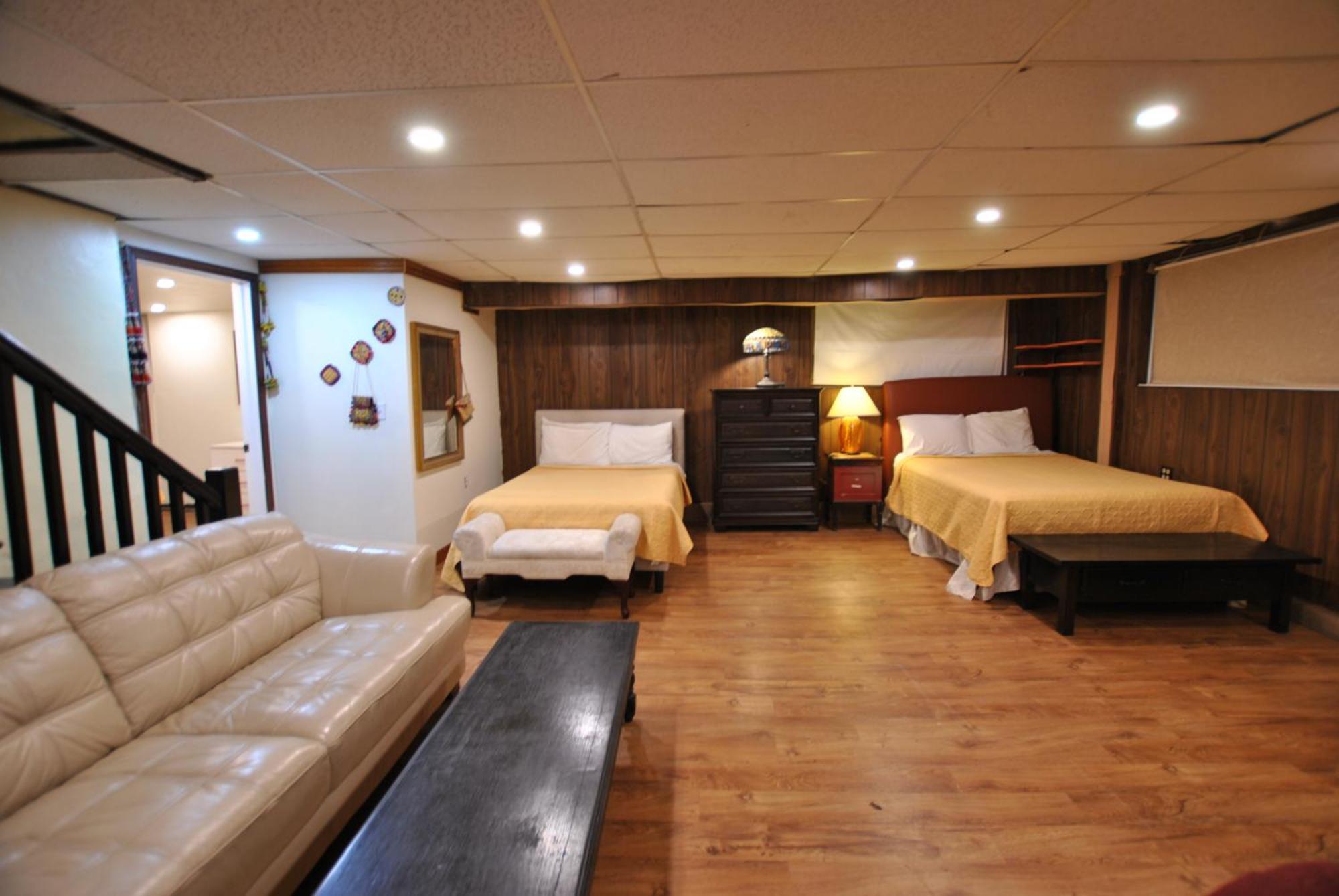 Ewr Airport Multilevel Guest House Room With 2-3 Beds Ньюарк Экстерьер фото
