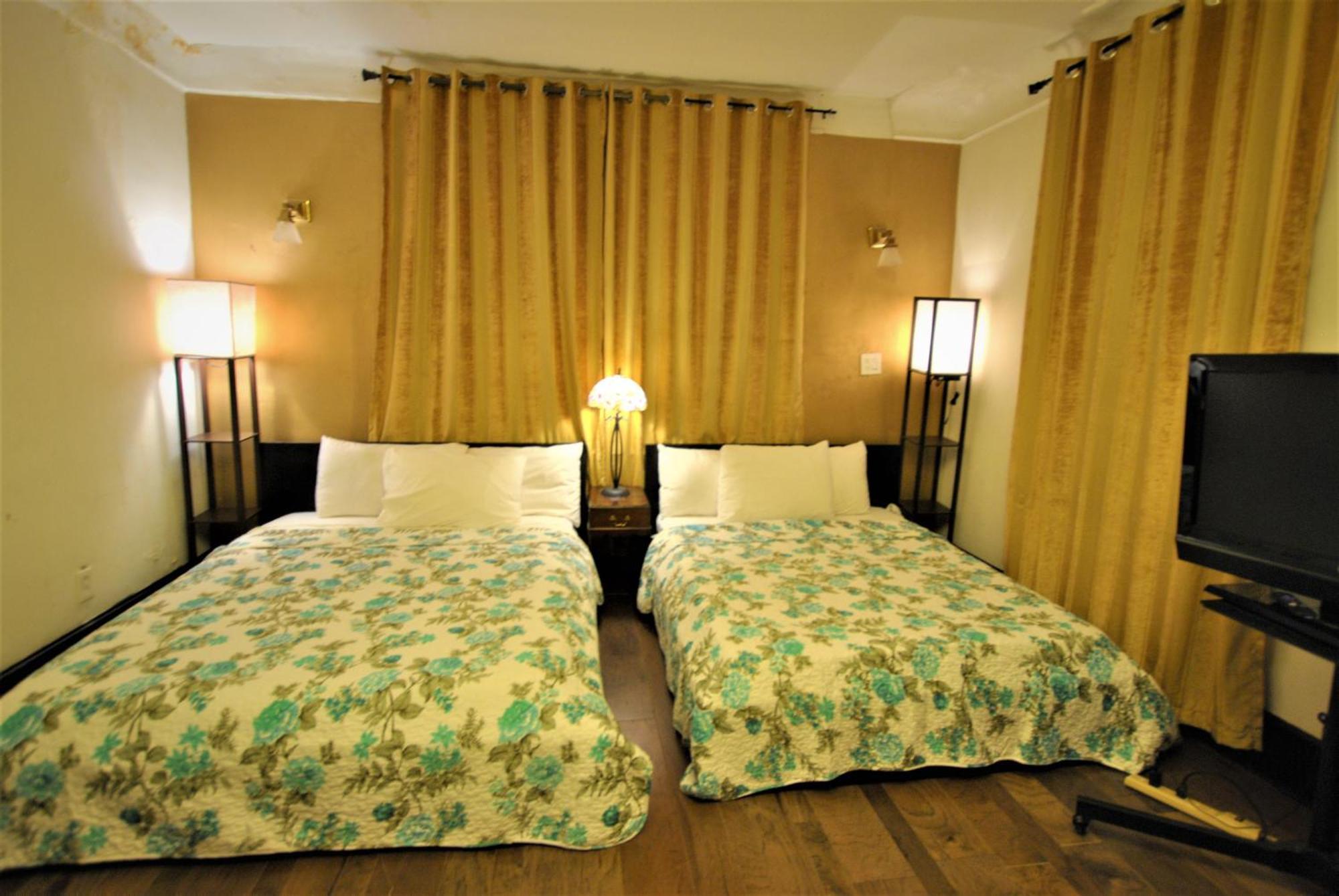 Ewr Airport Multilevel Guest House Room With 2-3 Beds Ньюарк Экстерьер фото
